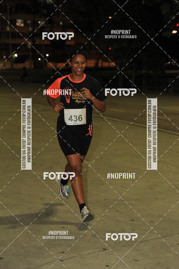 Buy your photos of the eventLuz do Mundo Night Run on Fotop