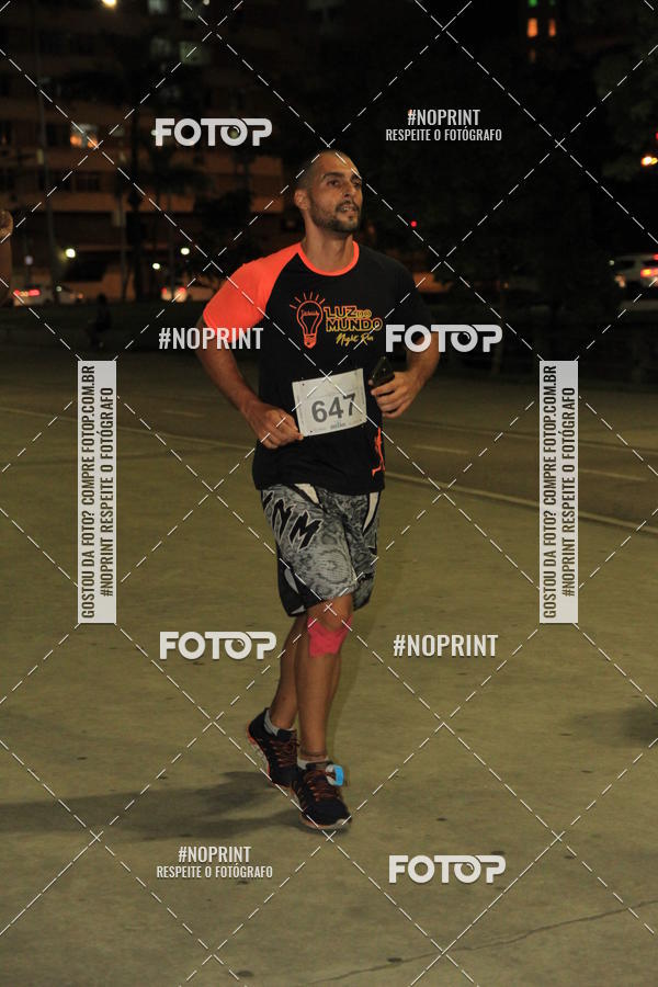 Buy your photos of the eventLuz do Mundo Night Run on Fotop