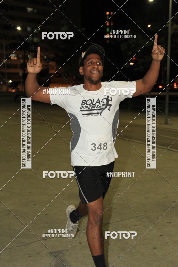 Buy your photos of the eventLuz do Mundo Night Run on Fotop