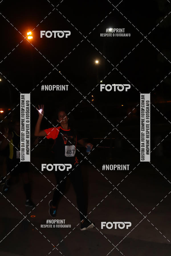 Buy your photos of the eventLuz do Mundo Night Run on Fotop