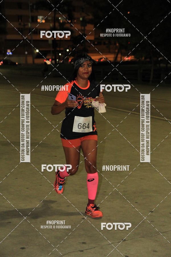 Buy your photos of the eventLuz do Mundo Night Run on Fotop