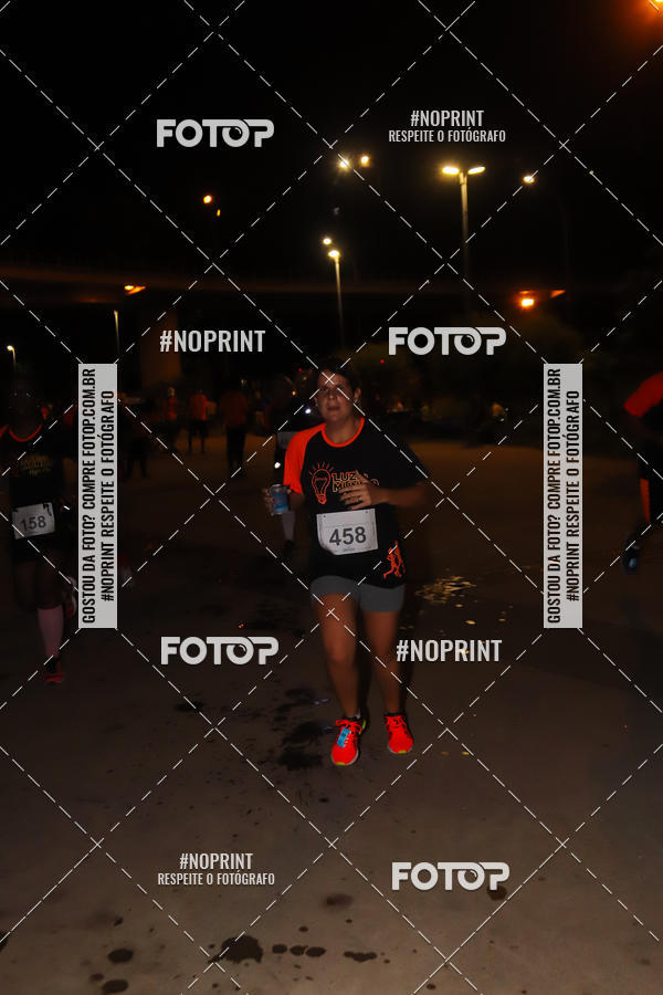 Buy your photos of the eventLuz do Mundo Night Run on Fotop