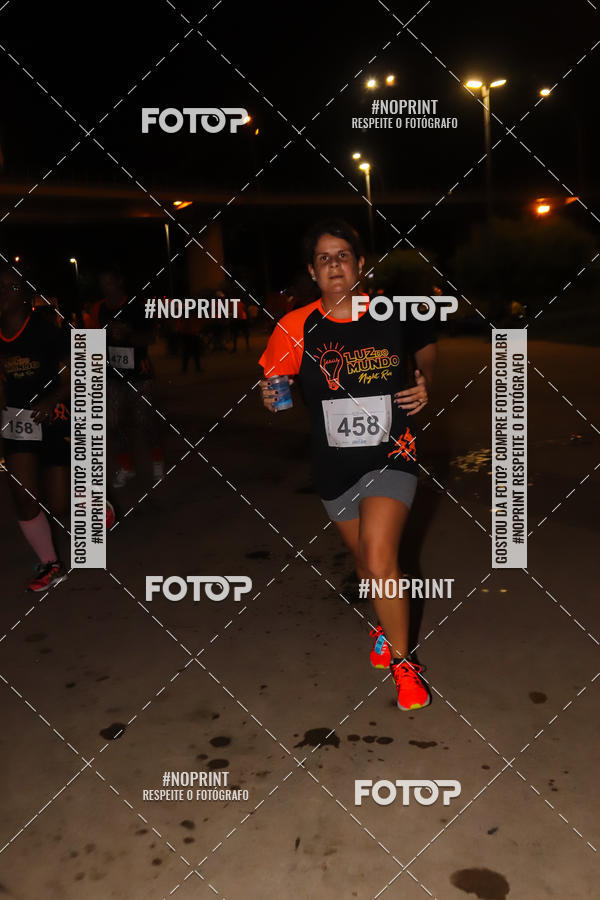 Buy your photos of the eventLuz do Mundo Night Run on Fotop
