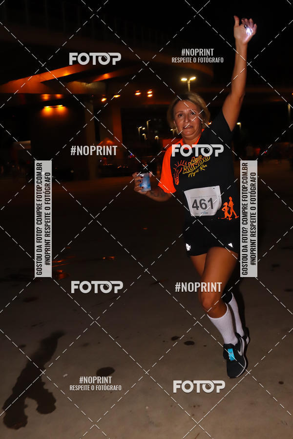Buy your photos of the eventLuz do Mundo Night Run on Fotop