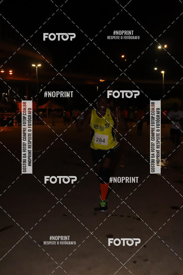 Buy your photos of the eventLuz do Mundo Night Run on Fotop