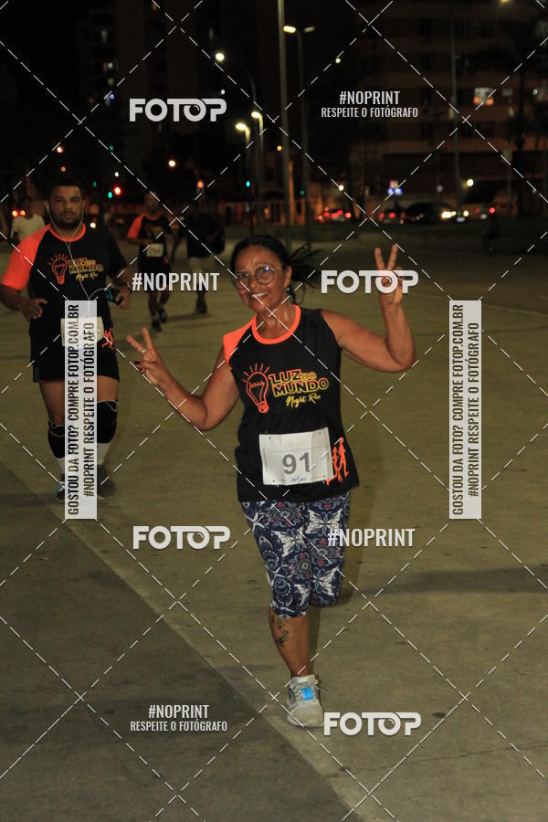 Buy your photos of the eventLuz do Mundo Night Run on Fotop