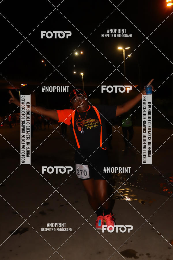 Buy your photos of the eventLuz do Mundo Night Run on Fotop