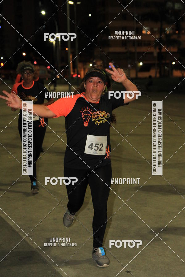Buy your photos of the eventLuz do Mundo Night Run on Fotop