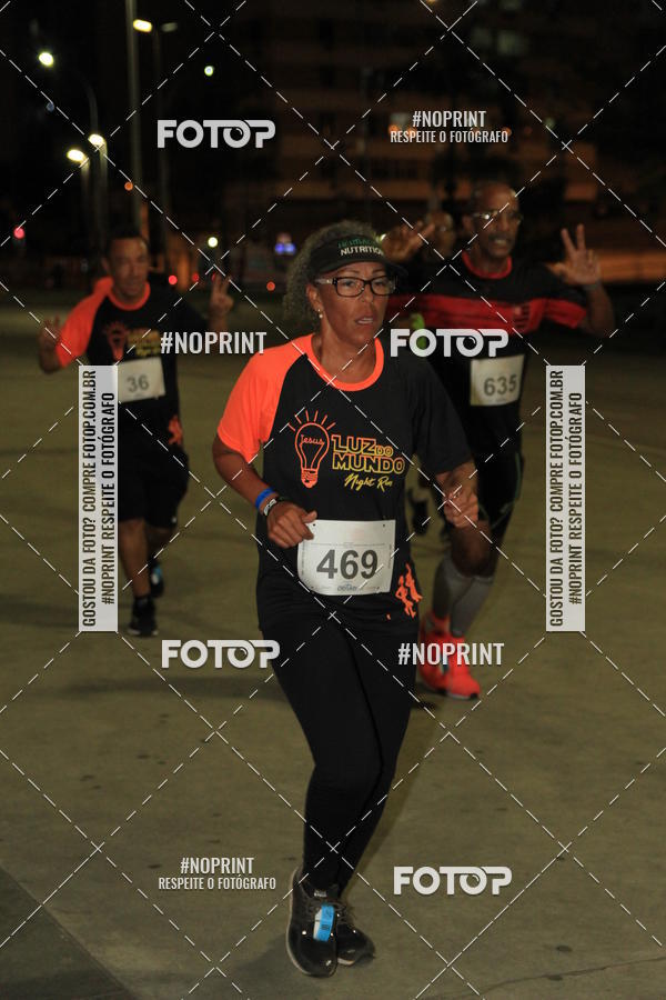 Buy your photos of the eventLuz do Mundo Night Run on Fotop