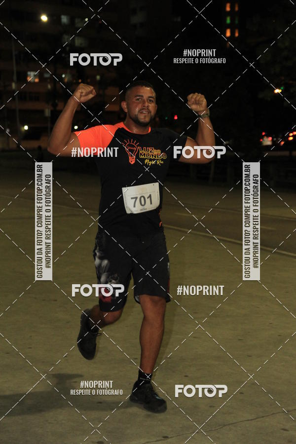 Buy your photos of the eventLuz do Mundo Night Run on Fotop