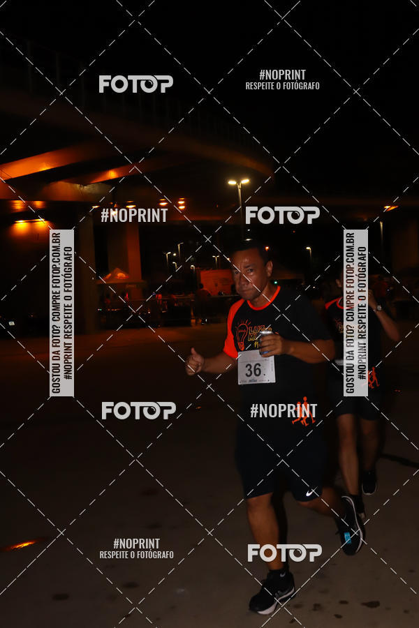 Buy your photos of the eventLuz do Mundo Night Run on Fotop