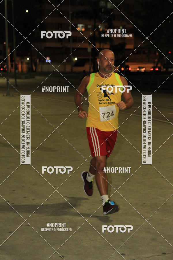 Buy your photos of the eventLuz do Mundo Night Run on Fotop