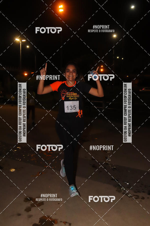 Buy your photos of the eventLuz do Mundo Night Run on Fotop