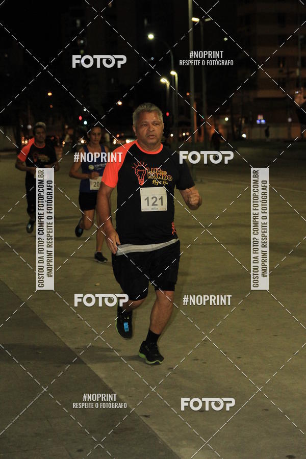 Buy your photos of the eventLuz do Mundo Night Run on Fotop