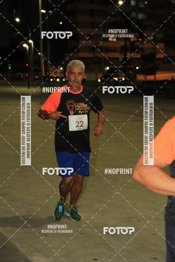 Buy your photos of the eventLuz do Mundo Night Run on Fotop