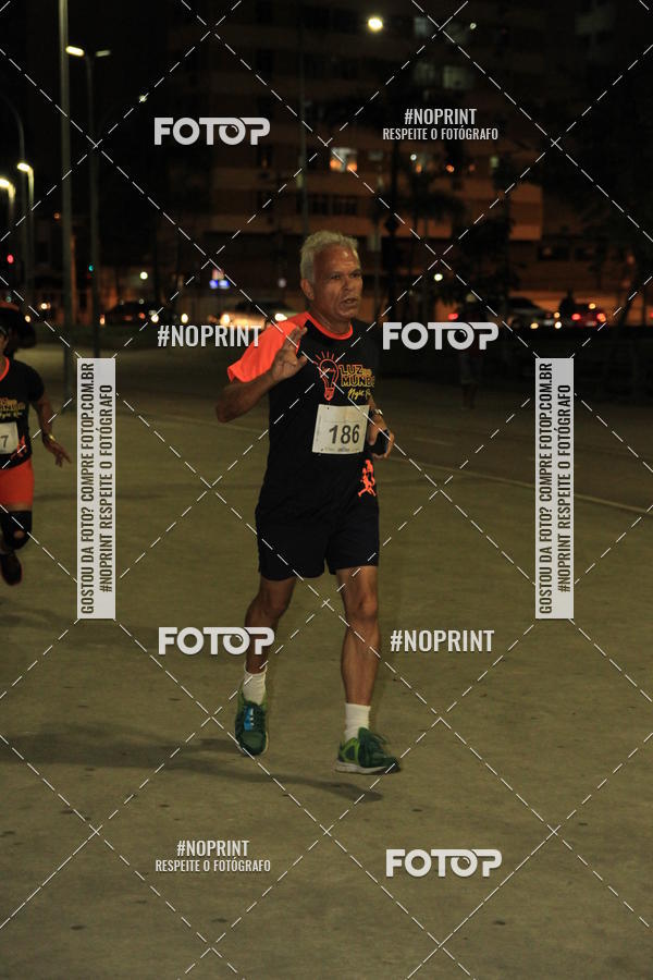 Buy your photos of the eventLuz do Mundo Night Run on Fotop