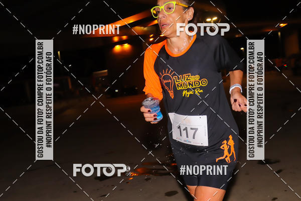 Buy your photos of the eventLuz do Mundo Night Run on Fotop