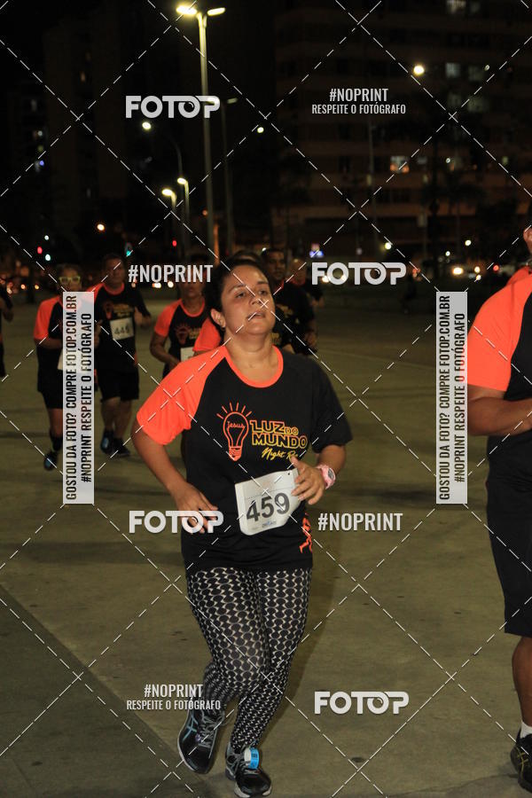 Buy your photos of the eventLuz do Mundo Night Run on Fotop