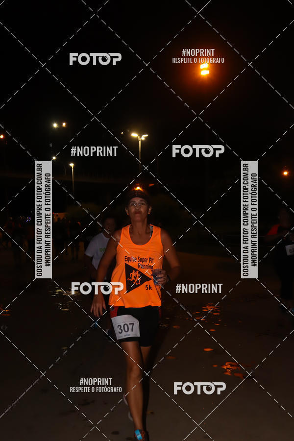 Buy your photos of the eventLuz do Mundo Night Run on Fotop