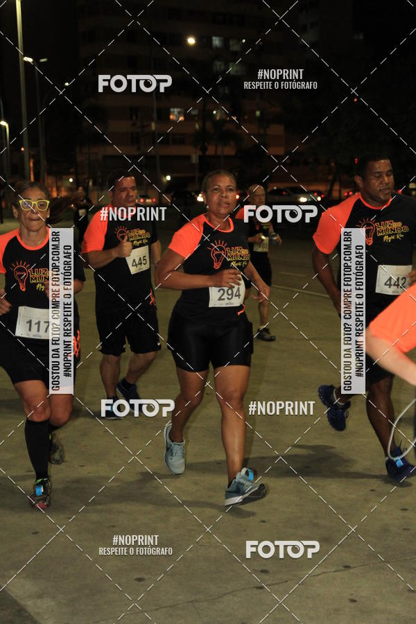 Buy your photos of the eventLuz do Mundo Night Run on Fotop