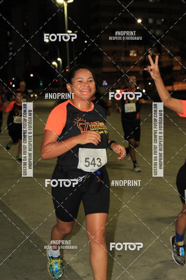 Buy your photos of the eventLuz do Mundo Night Run on Fotop