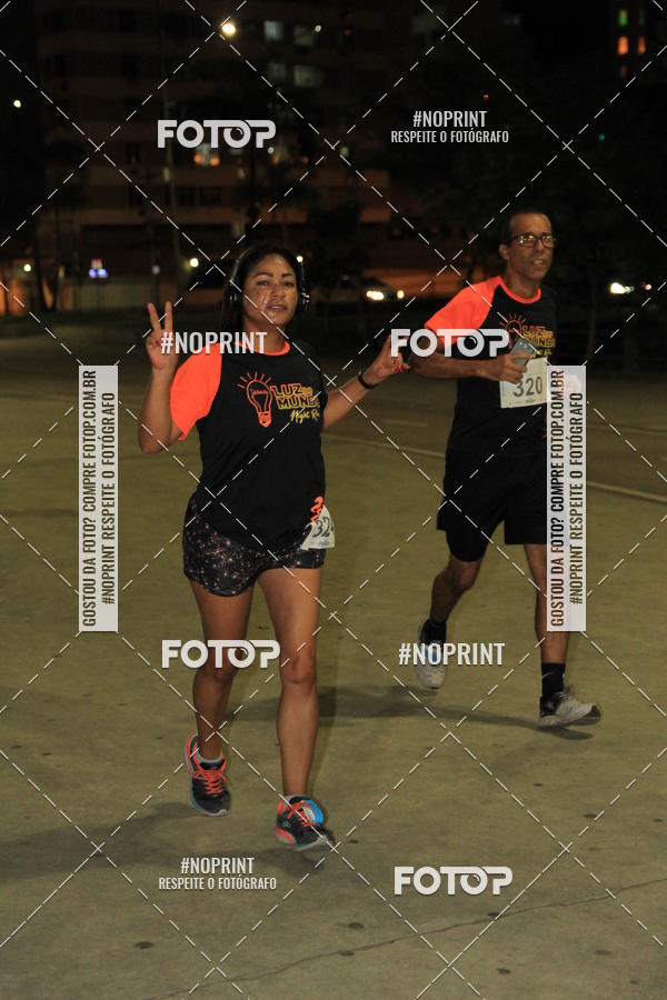 Buy your photos of the eventLuz do Mundo Night Run on Fotop