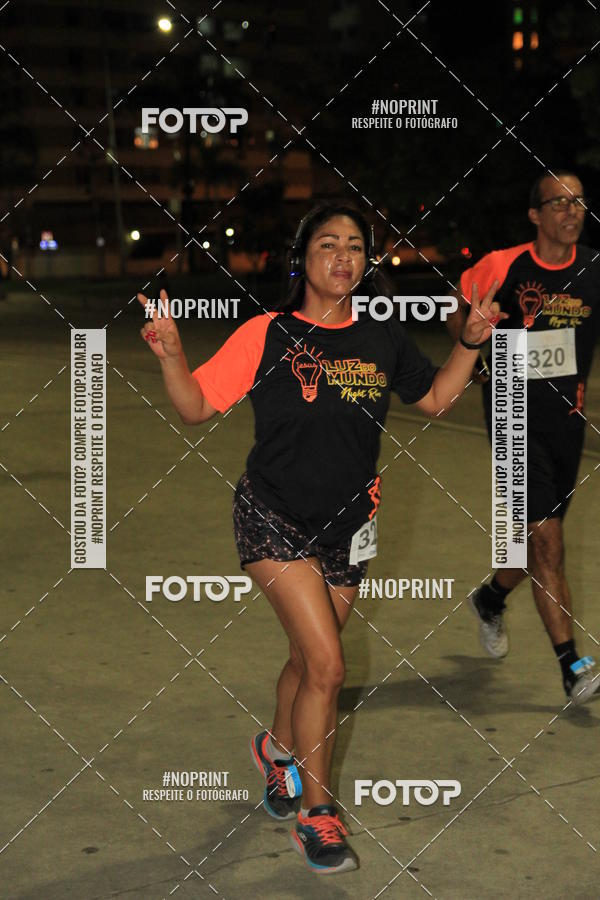 Buy your photos of the eventLuz do Mundo Night Run on Fotop
