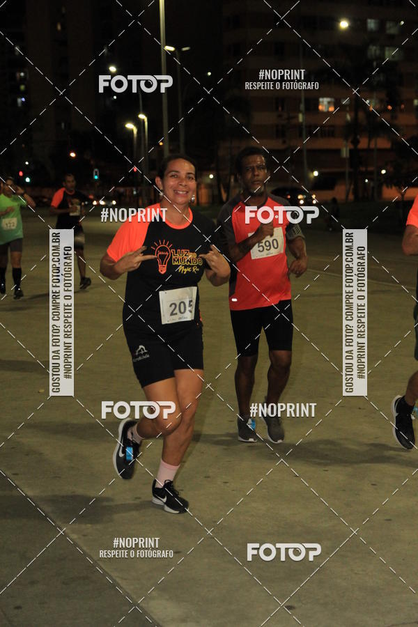 Buy your photos of the eventLuz do Mundo Night Run on Fotop