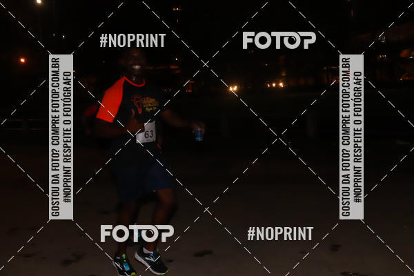 Buy your photos of the eventLuz do Mundo Night Run on Fotop