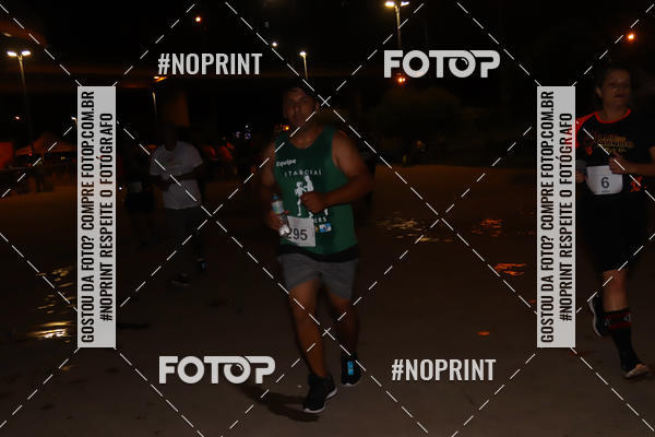 Buy your photos of the eventLuz do Mundo Night Run on Fotop