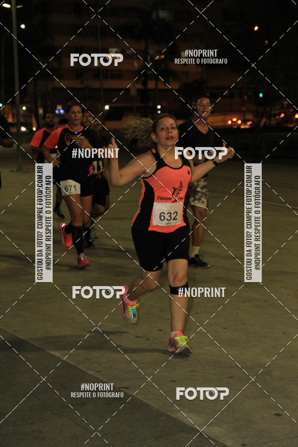 Buy your photos of the eventLuz do Mundo Night Run on Fotop