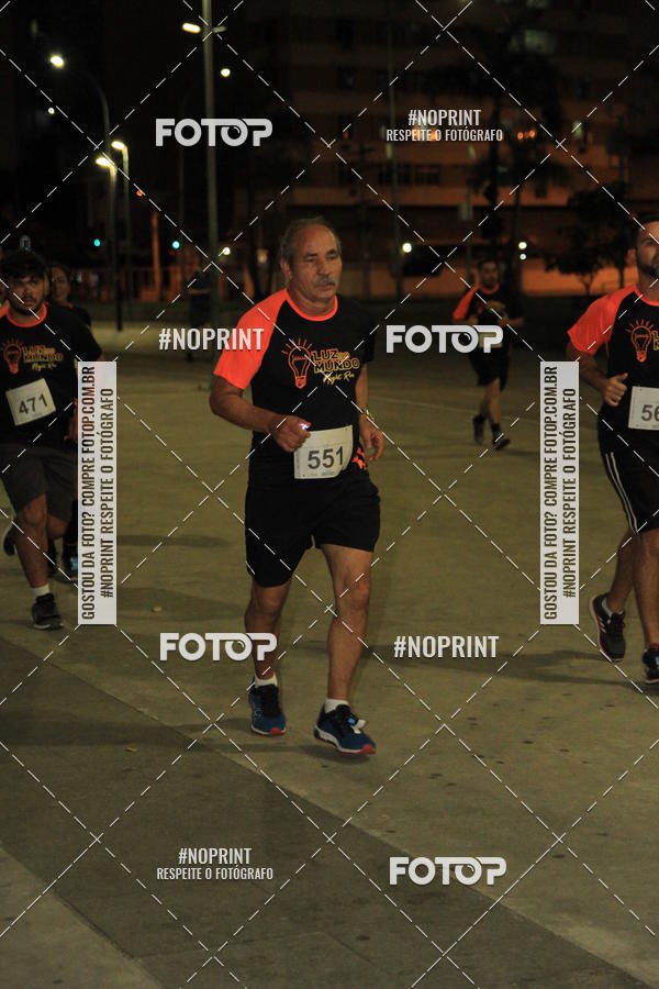 Buy your photos of the eventLuz do Mundo Night Run on Fotop