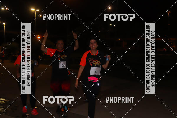 Buy your photos of the eventLuz do Mundo Night Run on Fotop