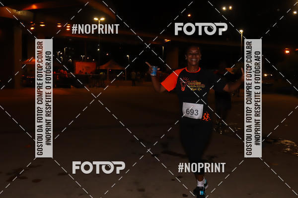 Buy your photos of the eventLuz do Mundo Night Run on Fotop