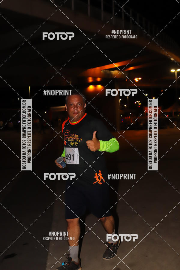Buy your photos of the eventLuz do Mundo Night Run on Fotop