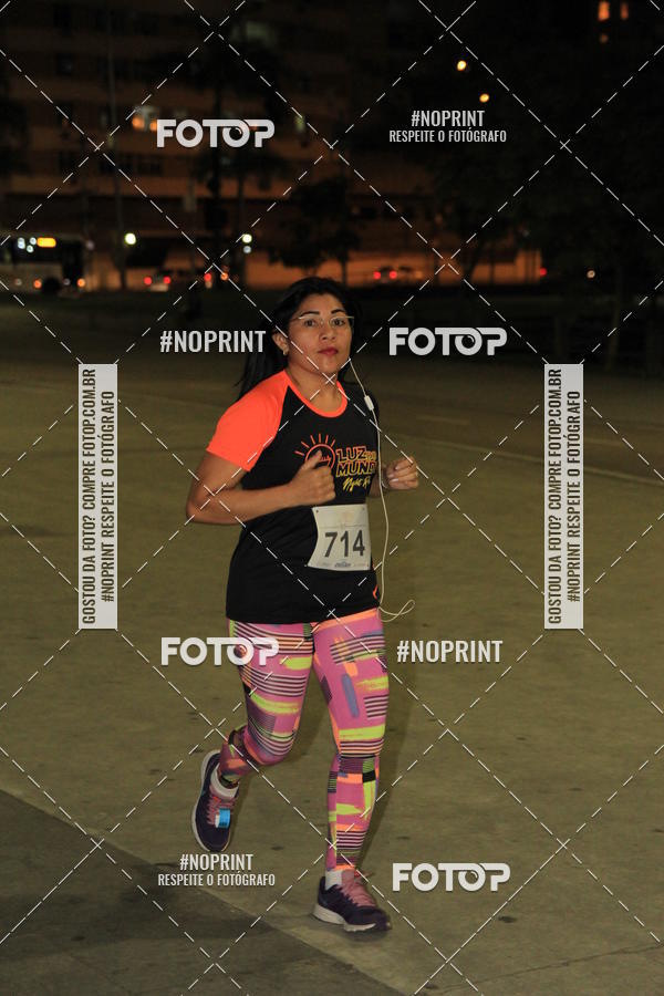Buy your photos of the eventLuz do Mundo Night Run on Fotop