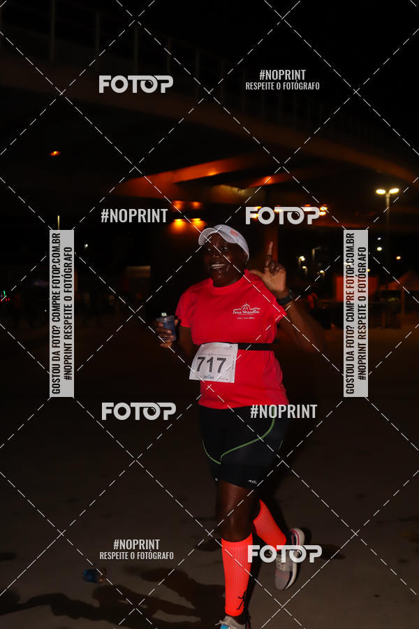 Buy your photos of the eventLuz do Mundo Night Run on Fotop