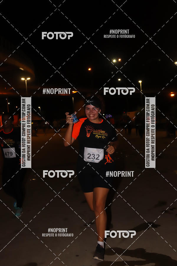 Buy your photos of the eventLuz do Mundo Night Run on Fotop