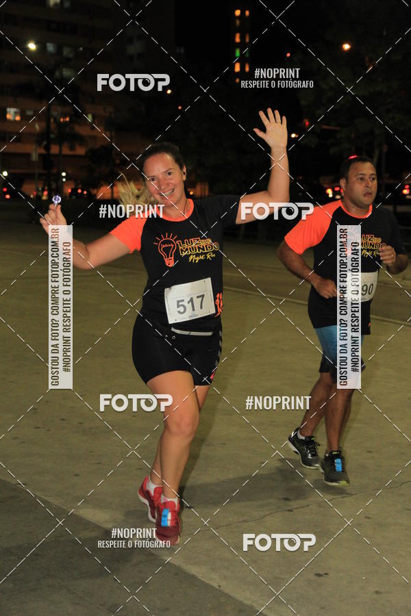 Buy your photos of the eventLuz do Mundo Night Run on Fotop
