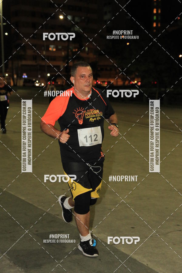 Buy your photos of the eventLuz do Mundo Night Run on Fotop