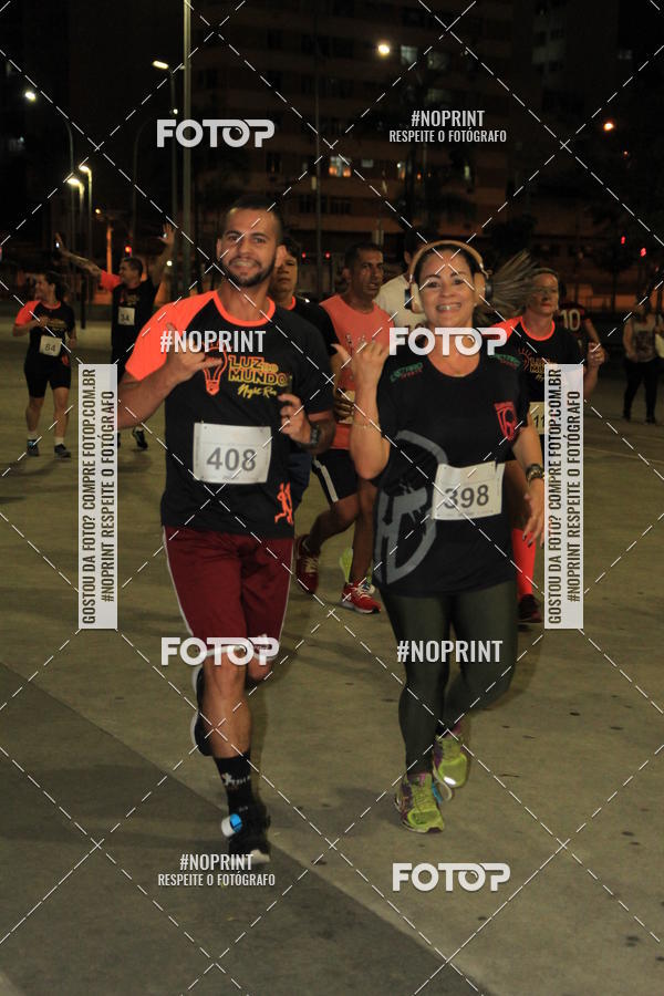 Buy your photos of the eventLuz do Mundo Night Run on Fotop
