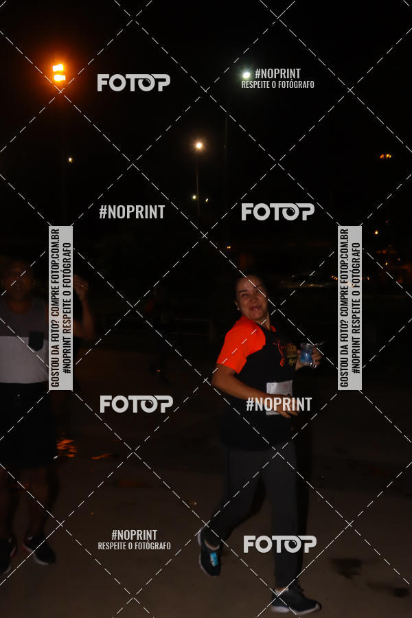 Buy your photos of the eventLuz do Mundo Night Run on Fotop