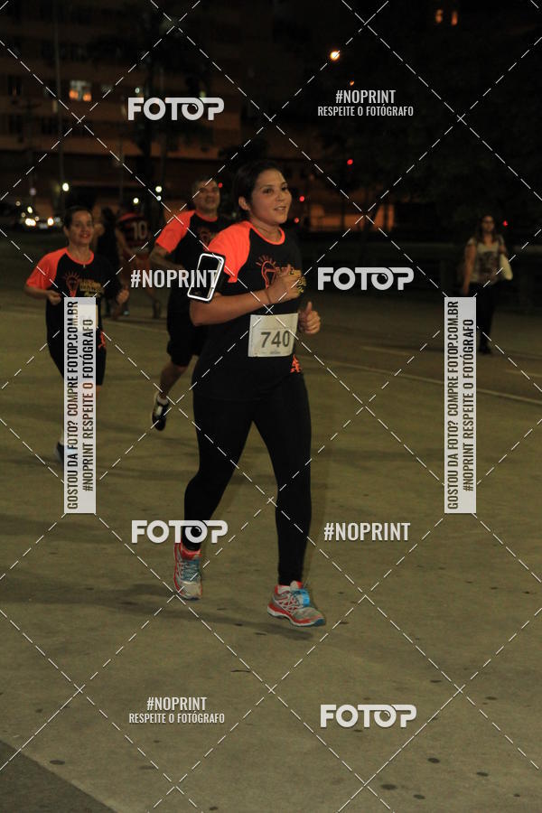 Buy your photos of the eventLuz do Mundo Night Run on Fotop