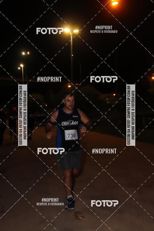Buy your photos of the eventLuz do Mundo Night Run on Fotop