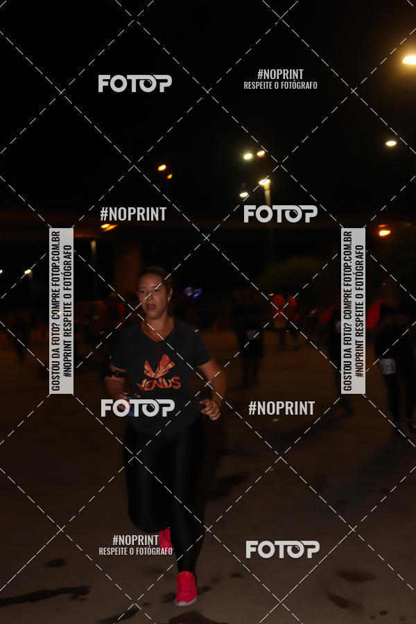 Buy your photos of the eventLuz do Mundo Night Run on Fotop
