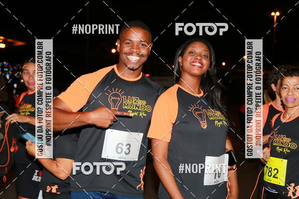 Buy your photos of the eventLuz do Mundo Night Run on Fotop