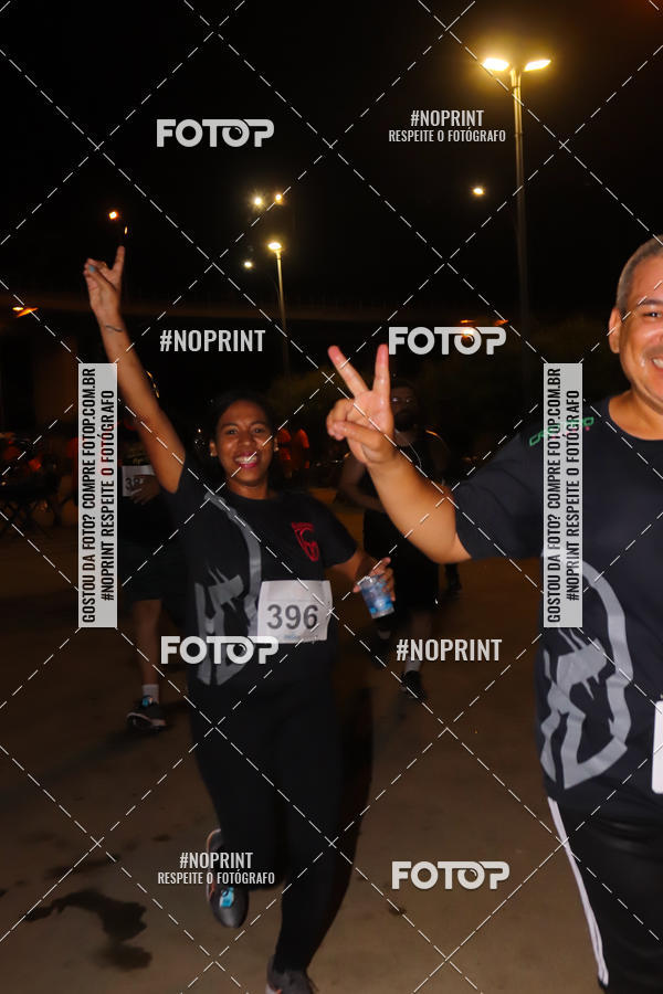 Buy your photos of the eventLuz do Mundo Night Run on Fotop