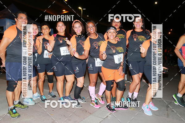 Buy your photos of the eventLuz do Mundo Night Run on Fotop