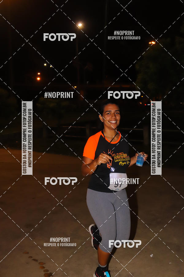 Buy your photos of the eventLuz do Mundo Night Run on Fotop