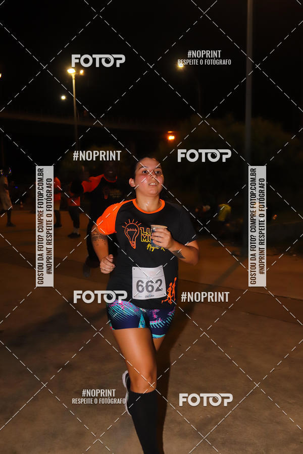 Buy your photos of the eventLuz do Mundo Night Run on Fotop